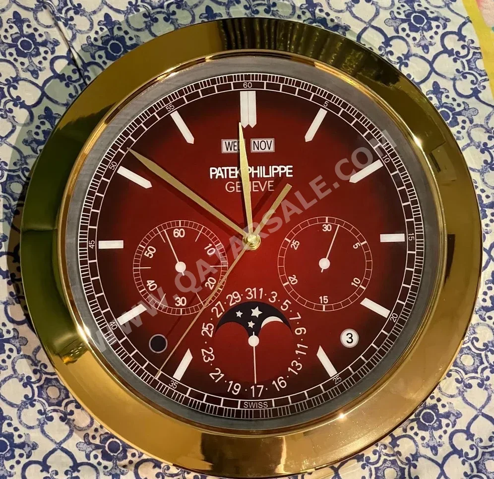 Wall Clock  Red  2022  Switzerland  Round  Patek Philippe GENEVA Red Wall Clock  3 kg /  Quartz Movement