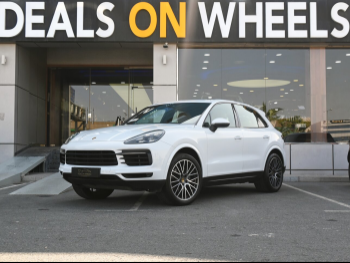Porsche  Cayenne  2018  Automatic  85,000 Km  6 Cylinder  All Wheel Drive (AWD)  SUV  White
