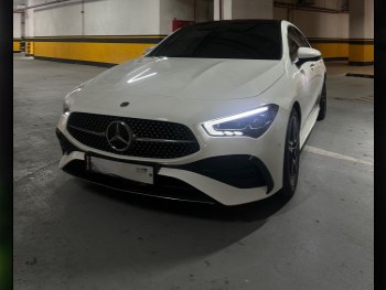 Mercedes-Benz  CLA  250  2024  Automatic  33,000 Km  4 Cylinder  Rear Wheel Drive (RWD)  Sedan  White  With Warranty
