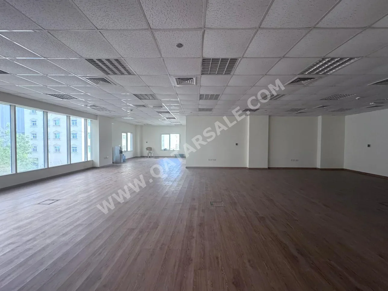 Commercial Offices - Not Furnished  - Doha  - Fereej Bin Mahmoud