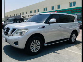 Nissan  Patrol  SE  2016  Automatic  326,000 Km  8 Cylinder  Four Wheel Drive (4WD)  SUV  Silver