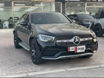 Mercedes-Benz  GLC  300  2020  Automatic  108,000 Km  4 Cylinder  Four Wheel Drive (4WD)  SUV  Black