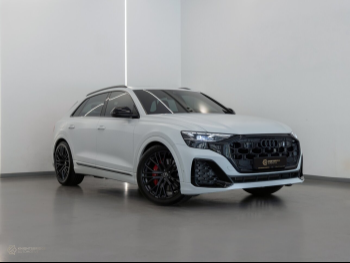 Audi  SQ8  2024  Automatic  4,500 Km  8 Cylinder  Four Wheel Drive (4WD)  SUV  White  With Warranty