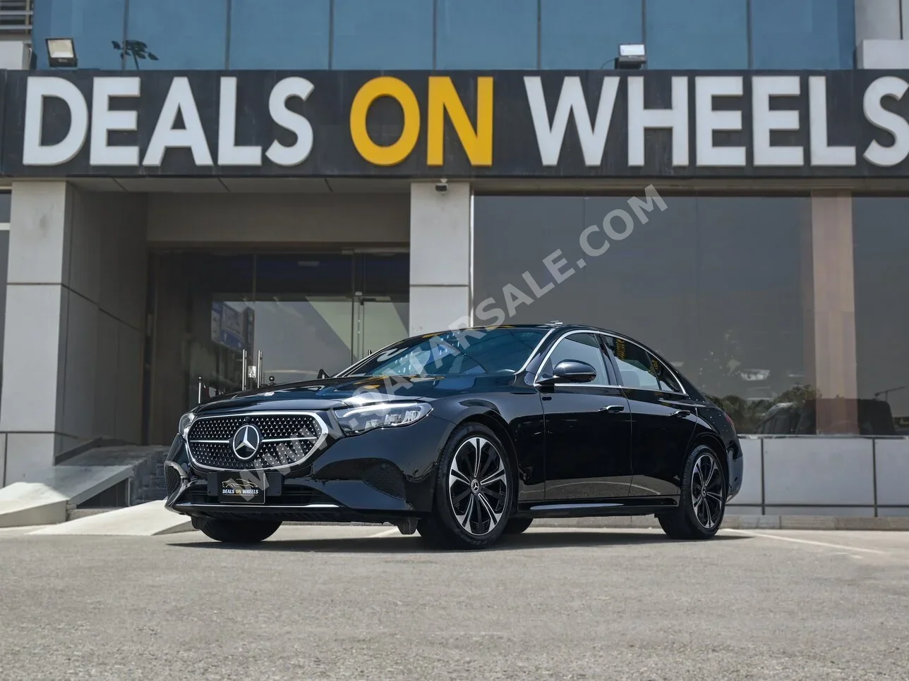 Mercedes-Benz  E-Class  200  2024  Automatic  30,000 Km  4 Cylinder  Rear Wheel Drive (RWD)  Sedan  Black  With Warranty