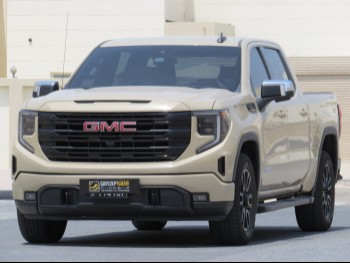GMC  Sierra  Elevation  2023  Automatic  59,980 Km  8 Cylinder  Four Wheel Drive (4WD)  Pick Up  Beige  With Warranty