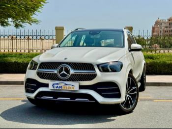 مرسيدس - بنز  جي ال اي  450 اي ام جي  2020  اوتوماتيك  60,000 كم  6 سلندر  دفع رباعي  اس يو في  أبيض