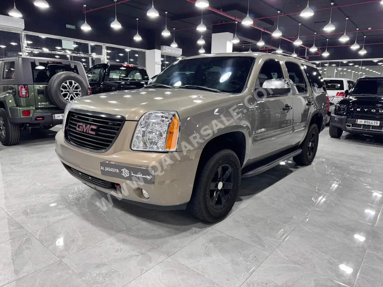 GMC  Yukon  2007  Automatic  397,000 Km  8 Cylinder  Four Wheel Drive (4WD)  SUV  Gold
