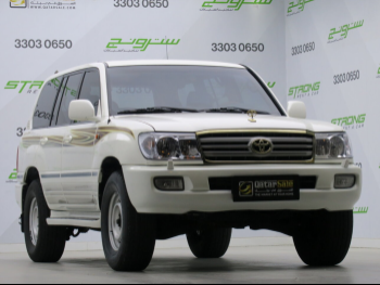 تويوتا  لاند كروزر  جي اكس ار  2007  اوتوماتيك  370,000 كم  6 سلندر  دفع رباعي  اس يو في  أبيض لؤلؤي