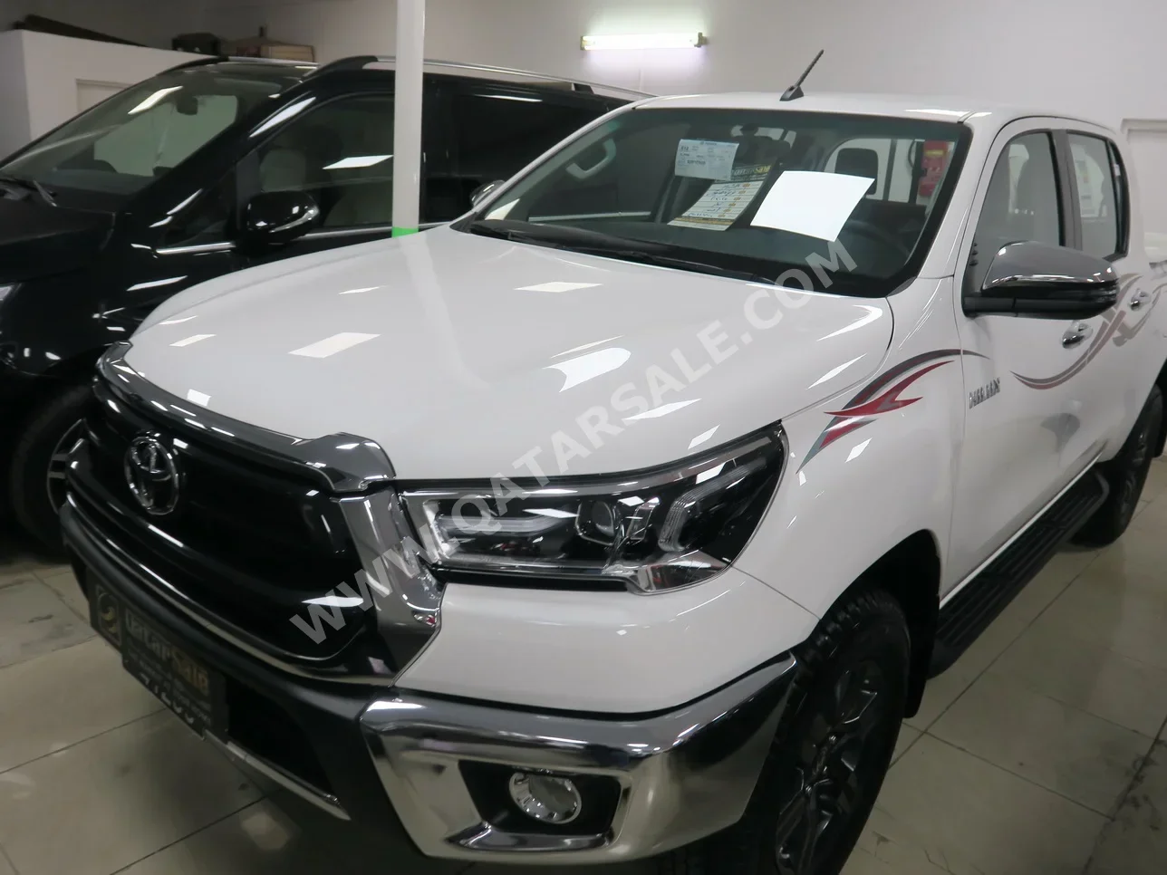 Toyota  Hilux  2025  Automatic  0 Km  4 Cylinder  Four Wheel Drive (4WD)  Pick Up  White  With Warranty