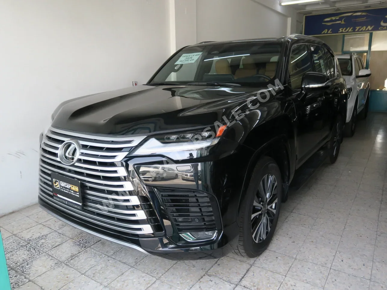 Lexus  LX  600 Luxury  2025  Automatic  0 Km  6 Cylinder  Four Wheel Drive (4WD)  SUV  Black  With Warranty