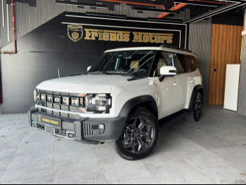 Jetour  T2  Luxury  2025  Automatic  7,000 Km  4 Cylinder  Four Wheel Drive (4WD)  SUV  White  With Warranty