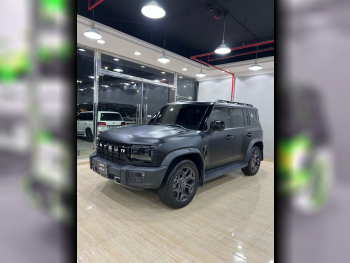 Jetour  T2  Luxury  2025  Automatic  7,000 Km  4 Cylinder  Four Wheel Drive (4WD)  SUV  Black  With Warranty