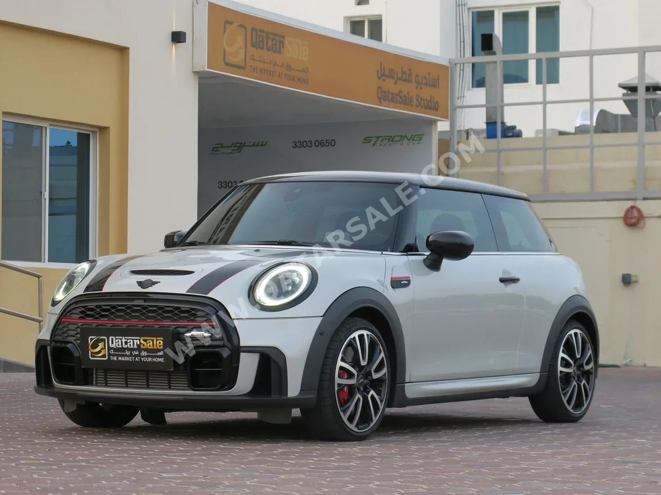 Mini  Cooper  JCW  2023  Automatic  45,000 Km  4 Cylinder  Front Wheel Drive (FWD)  Hatchback  Silver  With Warranty