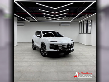 Jetour  Dashing  2025  Automatic  32,000 Km  4 Cylinder  Front Wheel Drive (FWD)  SUV  White  With Warranty
