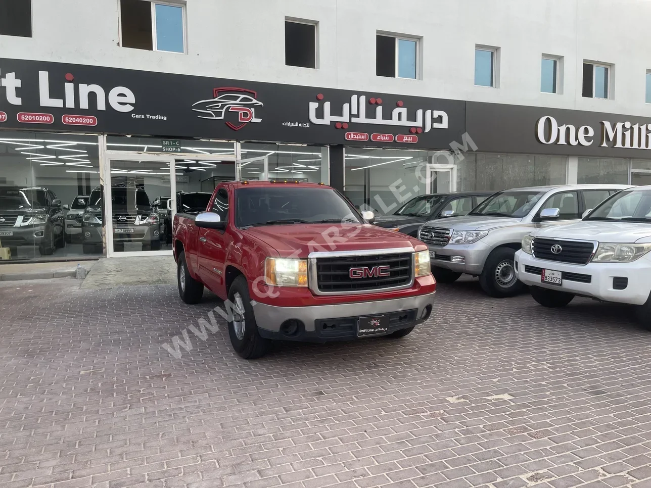GMC  Sierra  1500  2011  Automatic  287,036 Km  8 Cylinder  Four Wheel Drive (4WD)  Pick Up  Red
