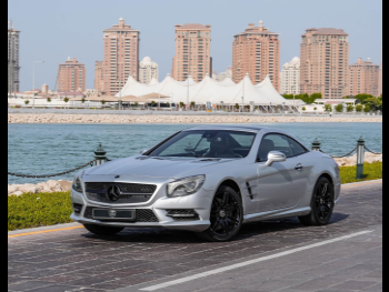 Mercedes-Benz  SL  500  2016  Automatic  40,000 Km  8 Cylinder  Rear Wheel Drive (RWD)  Coupe / Sport  Silver