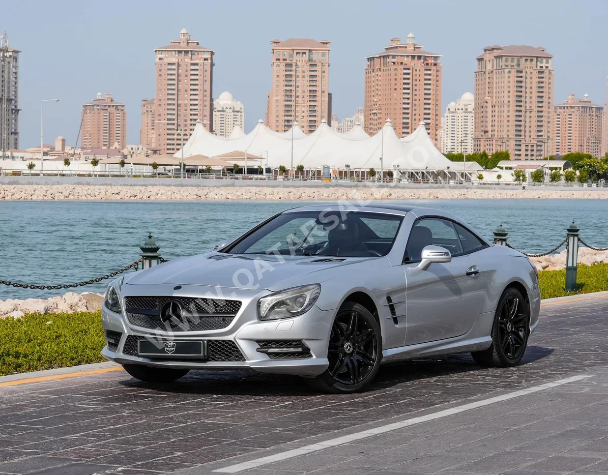 Mercedes-Benz  SL  500  2016  Automatic  40,000 Km  8 Cylinder  Rear Wheel Drive (RWD)  Coupe / Sport  Silver