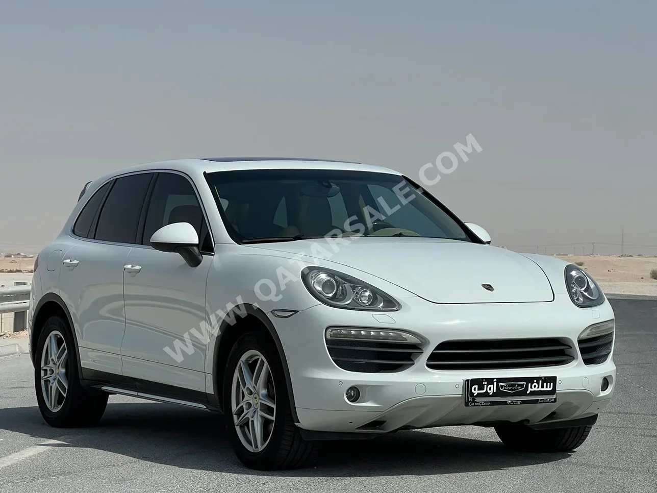 Porsche  Cayenne  2012  Automatic  170,000 Km  6 Cylinder  Four Wheel Drive (4WD)  SUV  White