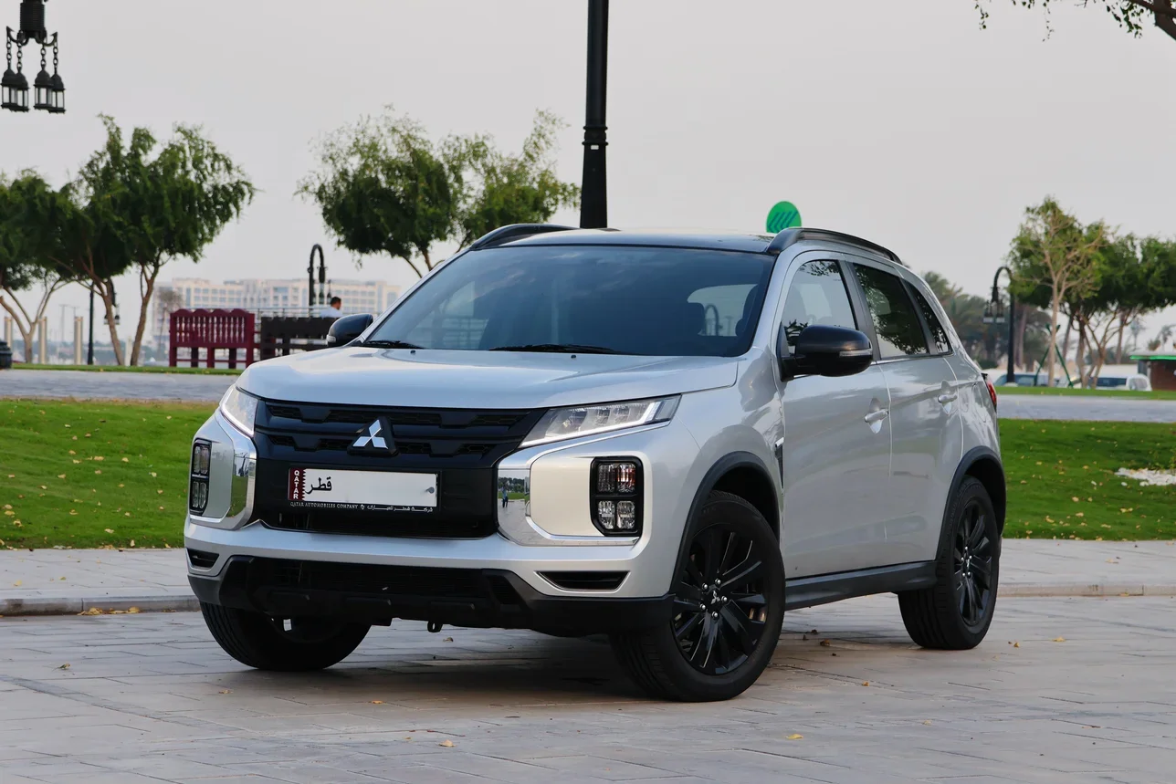متسوبيشي  اي اس اكس  4 سلندر  هاتش باك  فضي  2023