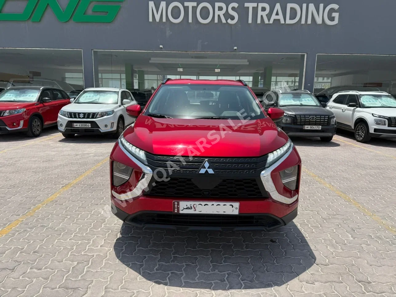 Mitsubishi  Eclipse  2022  Automatic  58,000 Km  4 Cylinder  Front Wheel Drive (FWD)  SUV  Red