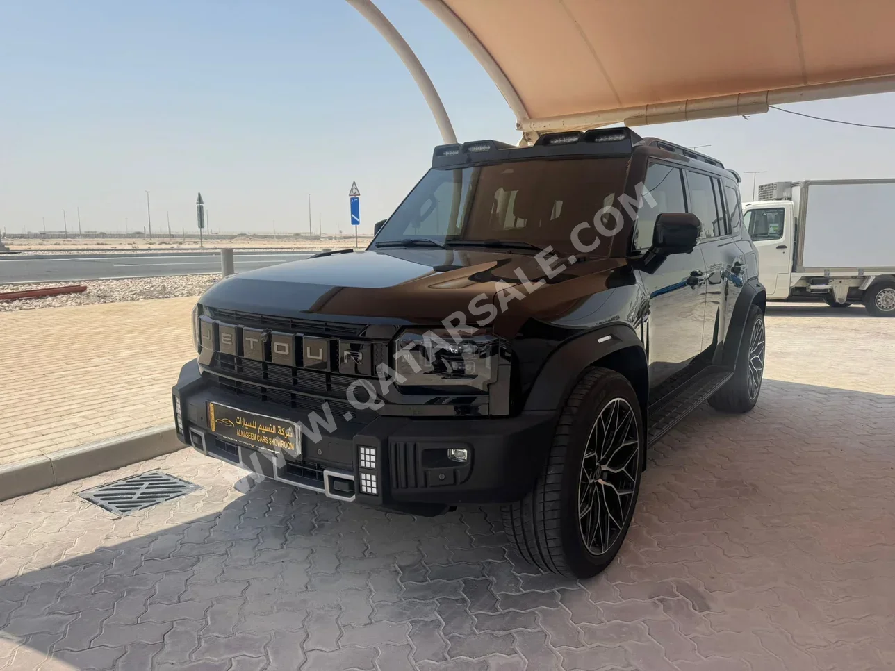 Jetour  T2  Hybrid  2025  Automatic  7,000 Km  4 Cylinder  Four Wheel Drive (4WD)  SUV  Black  With Warranty