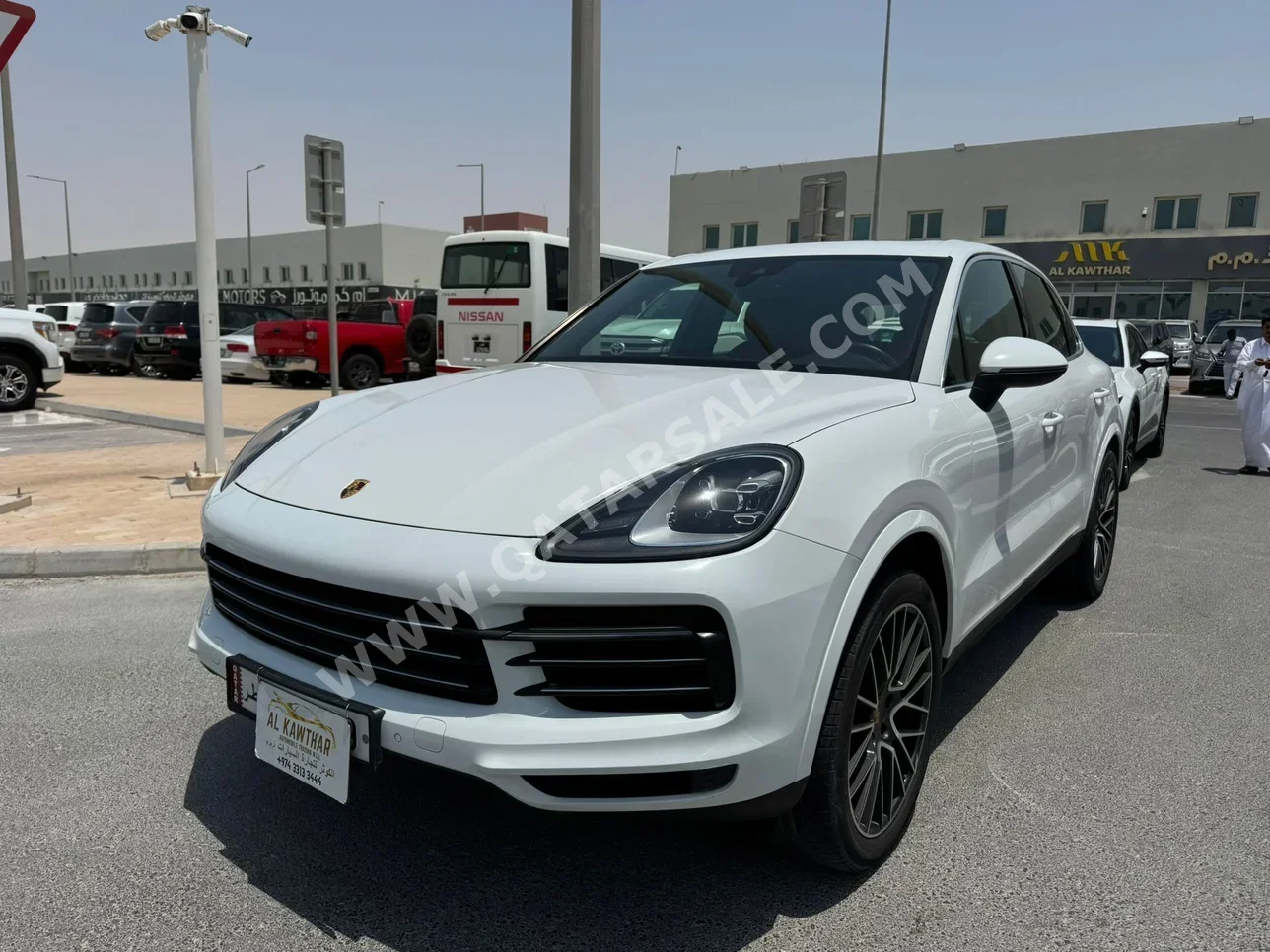 Porsche  Cayenne  2019  Automatic  99,000 Km  6 Cylinder  Four Wheel Drive (4WD)  SUV  Silver