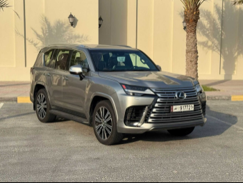 Lexus  LX  600 Luxury  2023  Automatic  22,000 Km  6 Cylinder  Four Wheel Drive (4WD)  SUV  Sonic Titanium  With Warranty