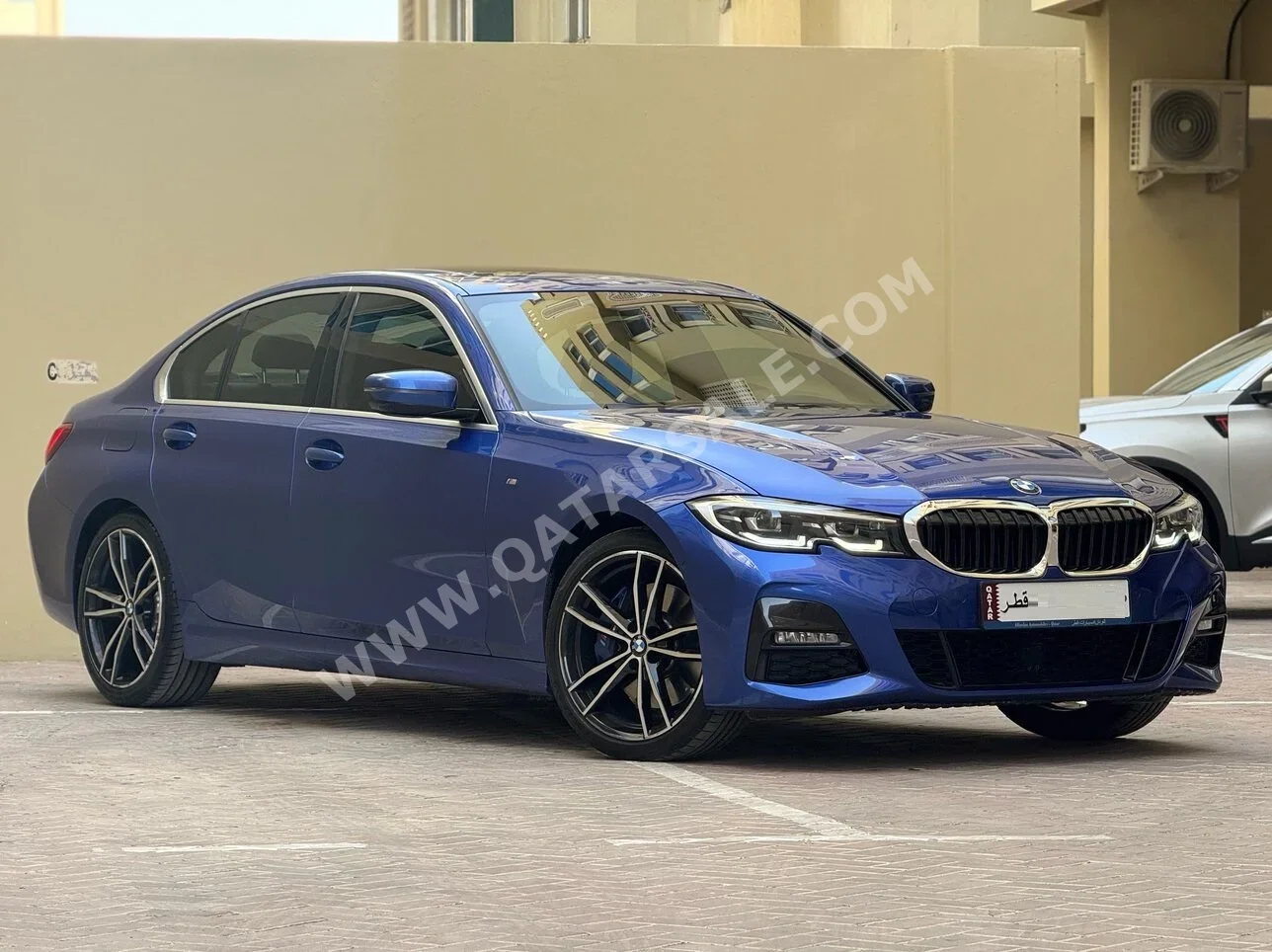 BMW  3-Series  330i  2021  Automatic  137,000 Km  4 Cylinder  Rear Wheel Drive (RWD)  Sedan  Dark Blue  With Warranty