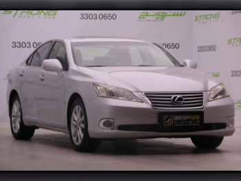 Lexus  ES  350  2012  Automatic  99,000 Km  6 Cylinder  Rear Wheel Drive (RWD)  Sedan  Silver