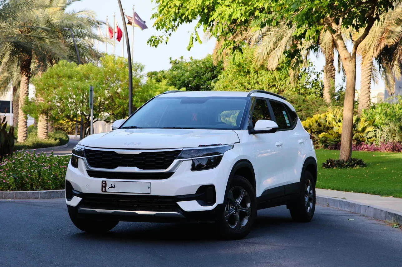 Kia  SELTOS  4 Cylinder  2x4  White  2023