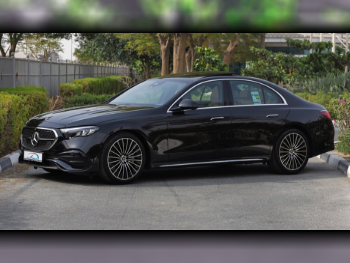 Mercedes-Benz  E-Class  200 AMG  2025  Automatic  8 Km  4 Cylinder  Rear Wheel Drive (RWD)  Sedan  Black  With Warranty