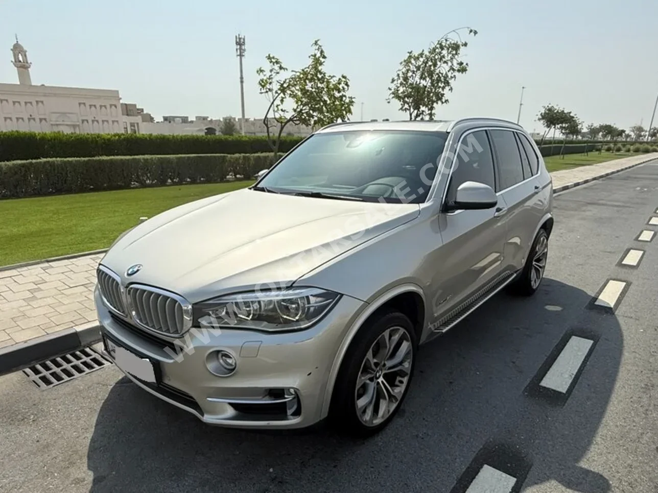 BMW  X-Series  X5  2014  Automatic  106,000 Km  8 Cylinder  All Wheel Drive (AWD)  SUV  Silver