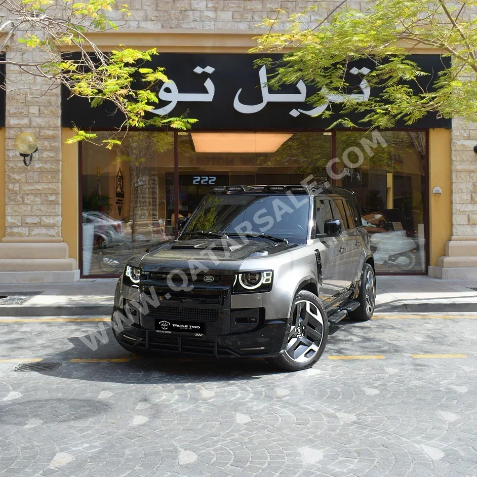 Land Rover  Defender  110 X  2023  Automatic  52,220 Km  6 Cylinder  Four Wheel Drive (4WD)  SUV  Gray  With Warranty