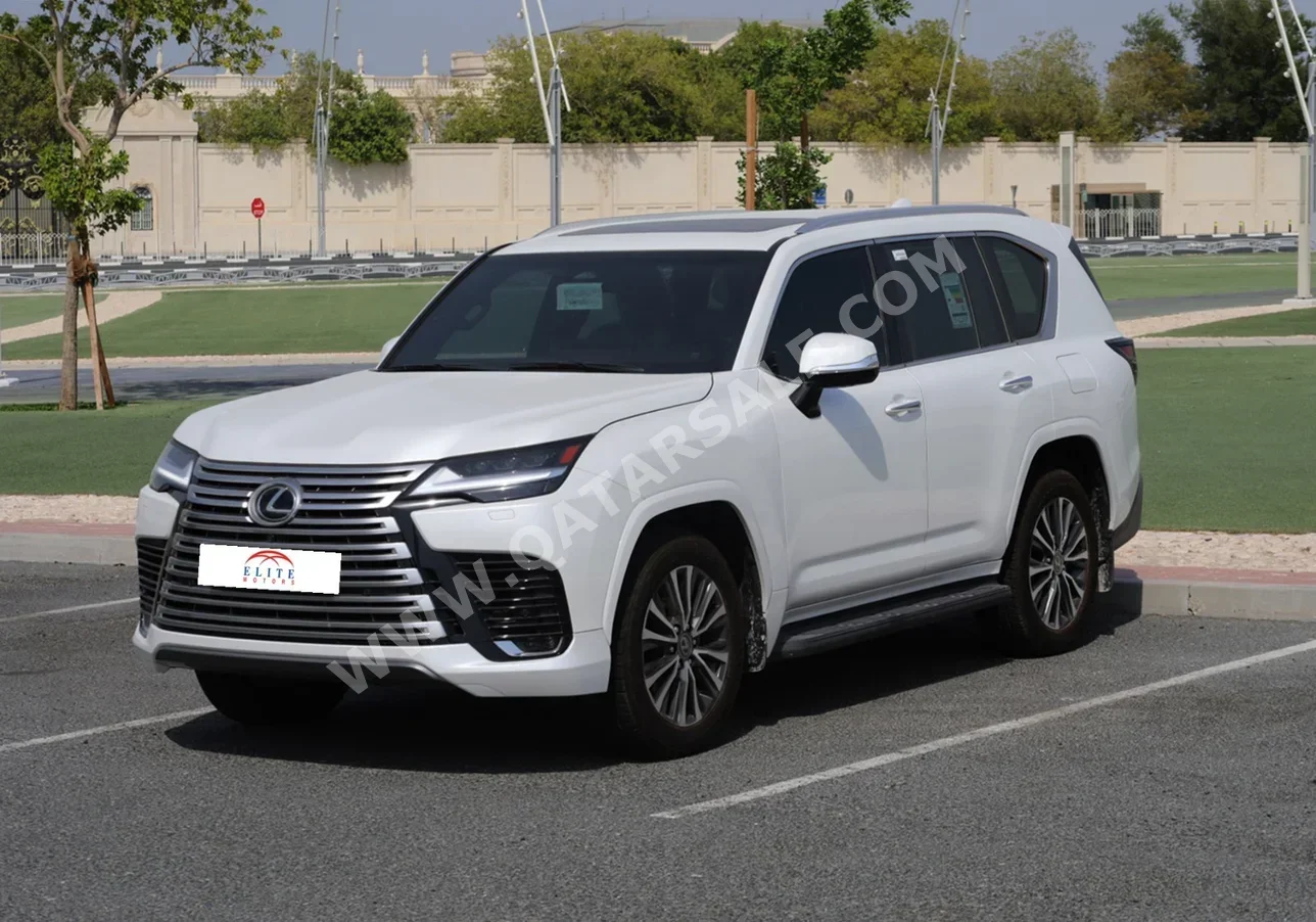Lexus  LX  600 Luxury  2025  Automatic  1,900 Km  6 Cylinder  Four Wheel Drive (4WD)  SUV  White  With Warranty