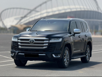 Toyota  Land Cruiser  VXR Twin Turbo  2023  Automatic  79,000 Km  6 Cylinder  Four Wheel Drive (4WD)  SUV  Black