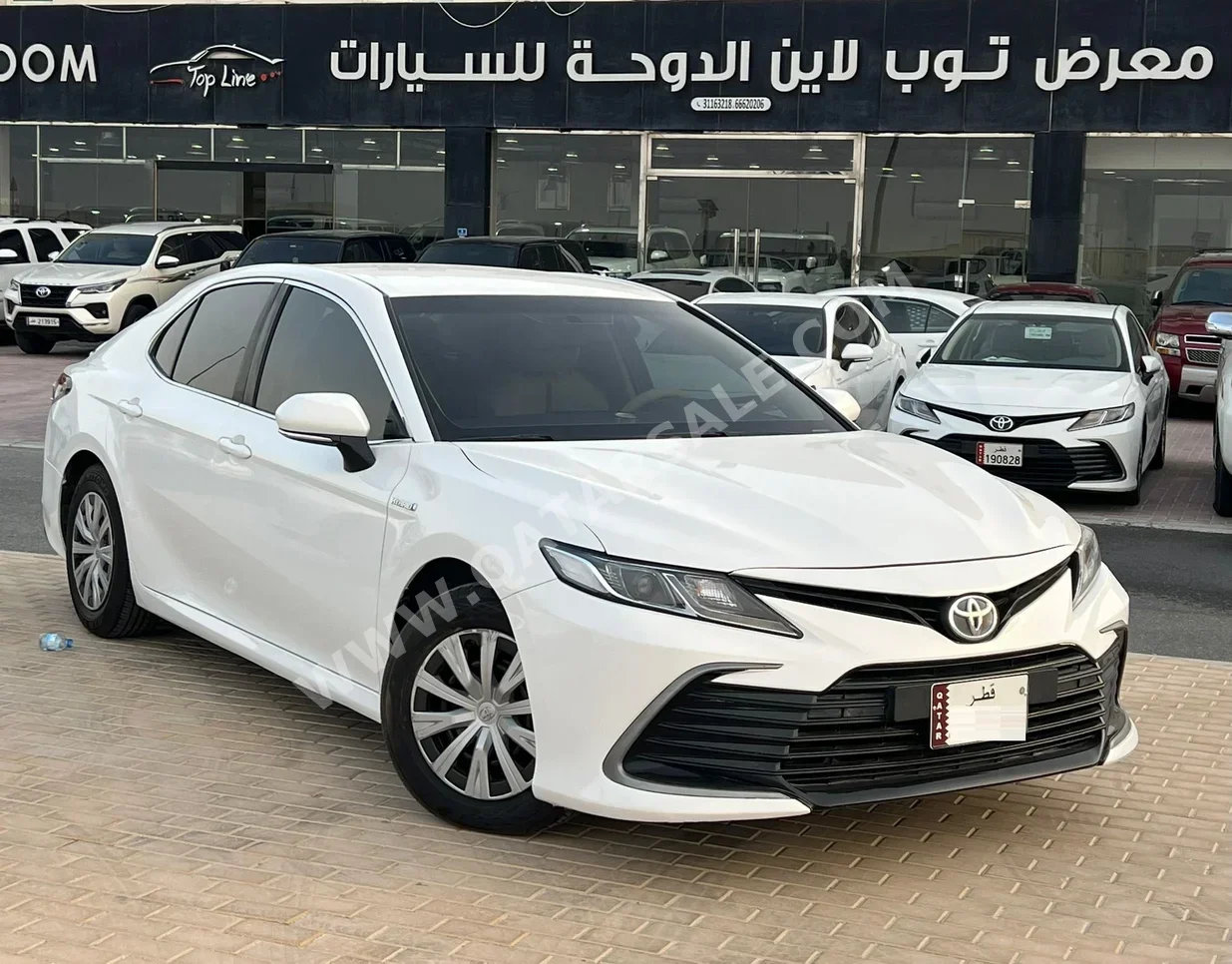 Toyota  Camry  LE  2021  Automatic  270,000 Km  4 Cylinder  Front Wheel Drive (FWD)  Sedan  White