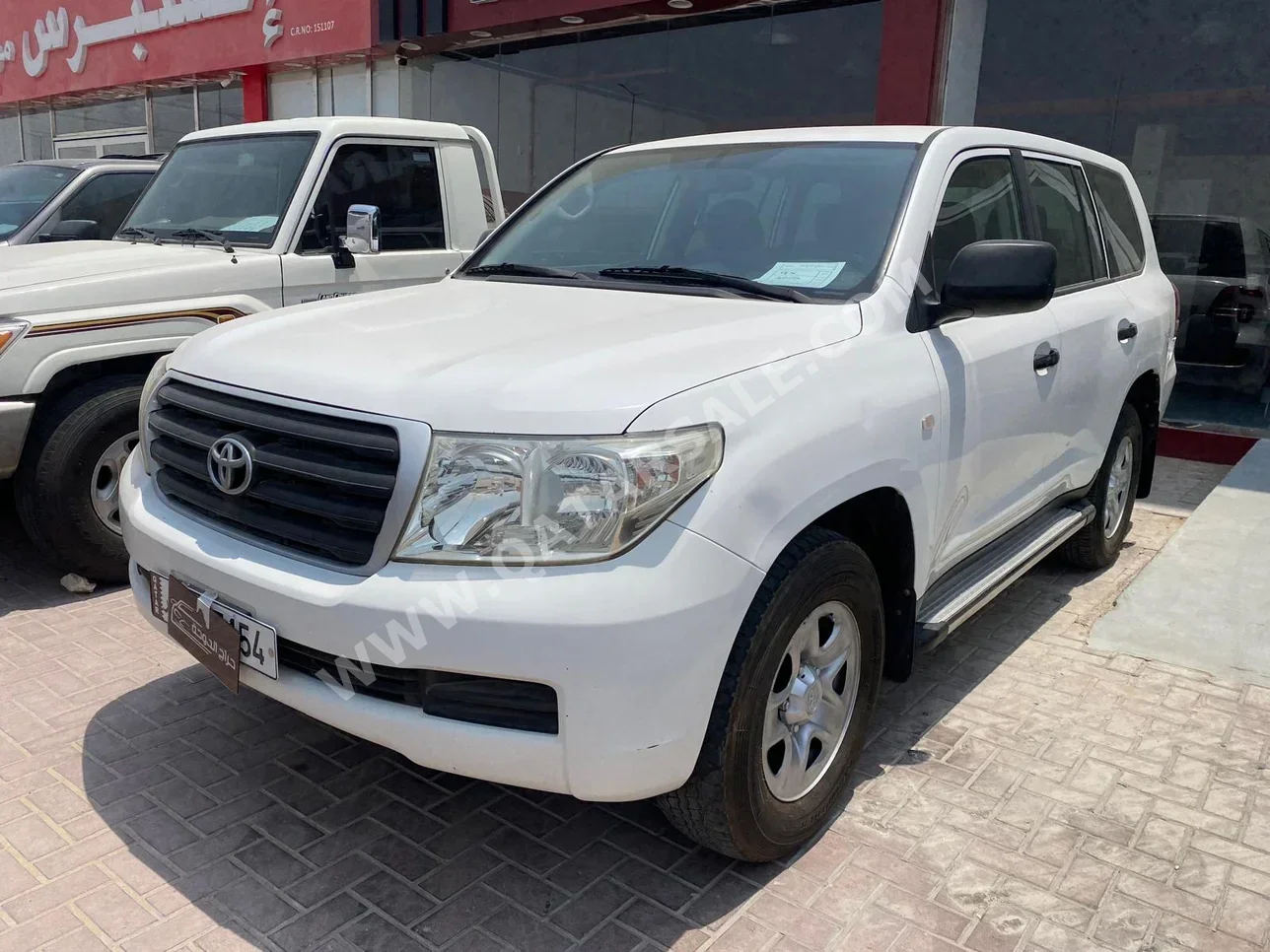 Toyota  Land Cruiser  G  2009  Automatic  375,000 Km  6 Cylinder  Four Wheel Drive (4WD)  SUV  White