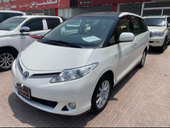 Toyota  Previa  2016  Automatic  201,000 Km  4 Cylinder  Front Wheel Drive (FWD)  Van / Bus  White