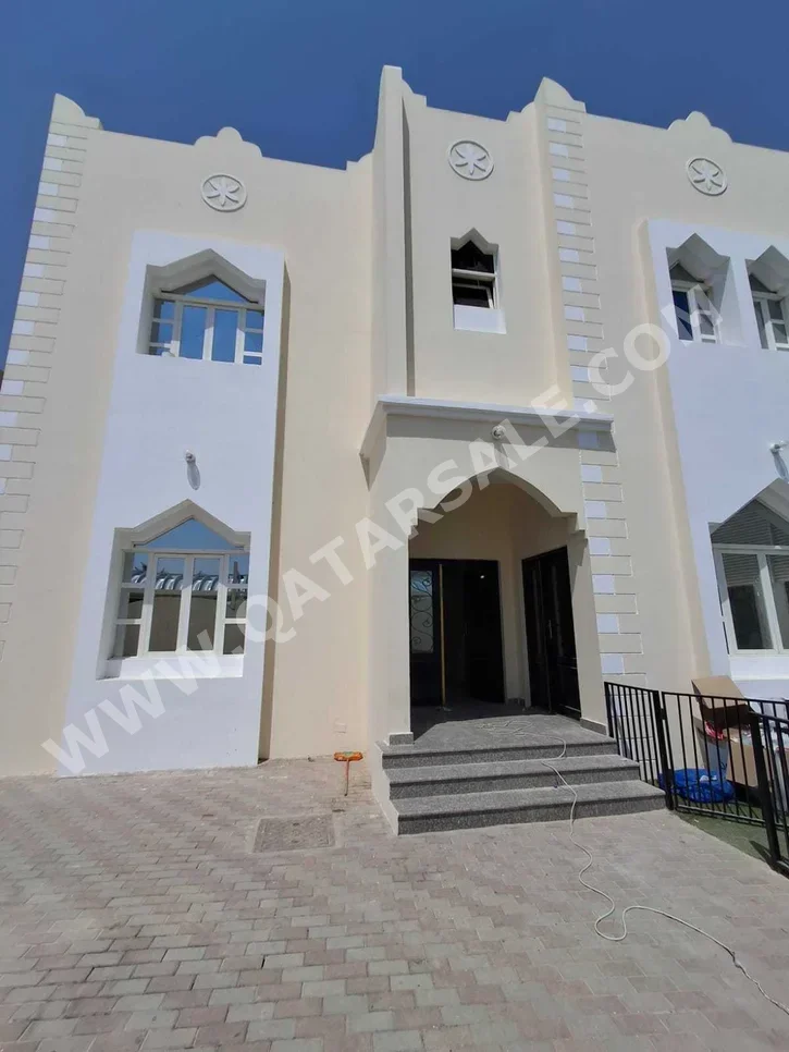 سكن عائلي - غير مفروشة - الظعاين - أم قرن - 6 غرف نوم