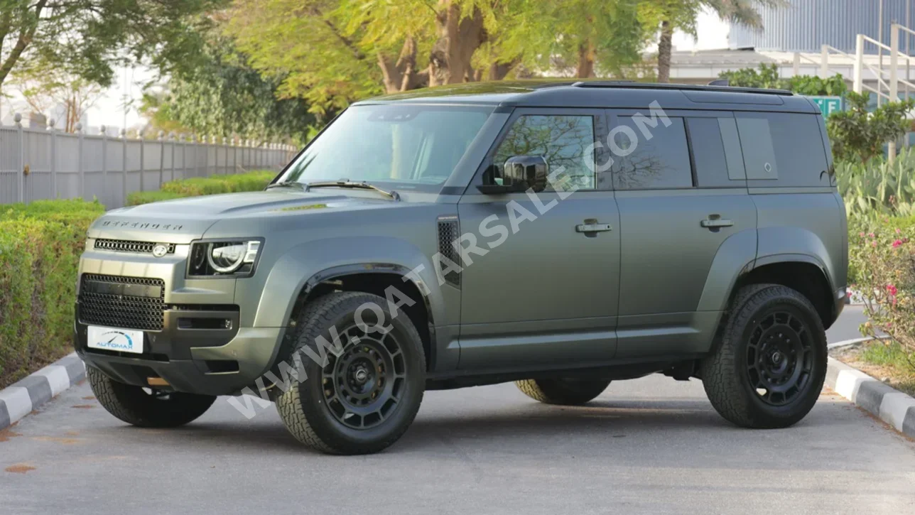 Land Rover  Defender  Octa  2025  Automatic  7 Km  8 Cylinder  All Wheel Drive (AWD)  SUV  Green  With Warranty