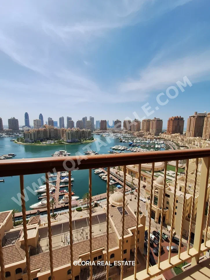 2 غرف نوم  شقة  للبيع  في الدوحة -  اللؤلؤة  مفروشة بالكامل