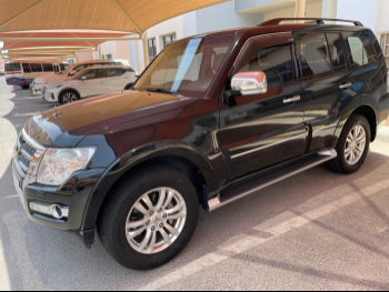 Mitsubishi  Pajero  3.8 Gold Edition  2019  Automatic  115,000 Km  6 Cylinder  Four Wheel Drive (4WD)  SUV  Black