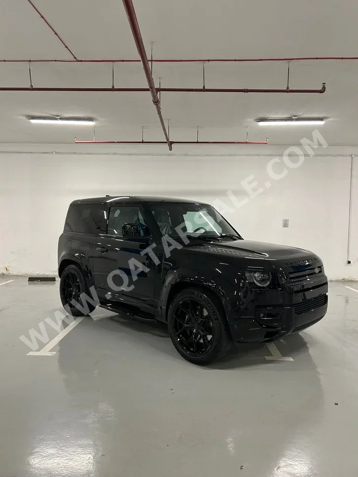 Land Rover  Defender  90 X  2023  Automatic  56,000 Km  8 Cylinder  Four Wheel Drive (4WD)  SUV  Black