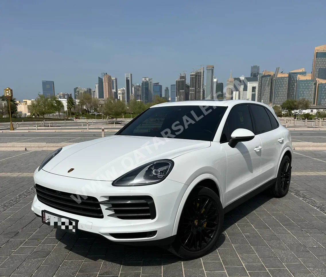 Porsche  Cayenne  2023  Automatic  39,000 Km  6 Cylinder  Four Wheel Drive (4WD)  SUV  White  With Warranty