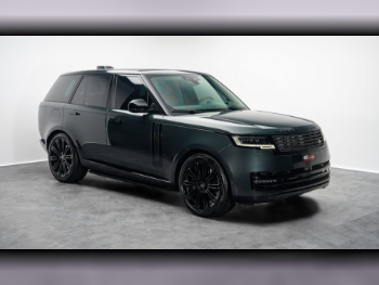 Land Rover  Range Rover  Vogue HSE  2024  Automatic  13,010 Km  8 Cylinder  Four Wheel Drive (4WD)  SUV  Green  With Warranty