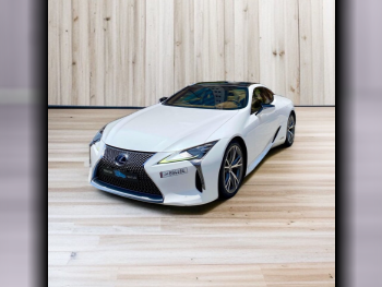 Lexus  LC  500  2017  Automatic  48,000 Km  6 Cylinder  Rear Wheel Drive (RWD)  Coupe / Sport  White