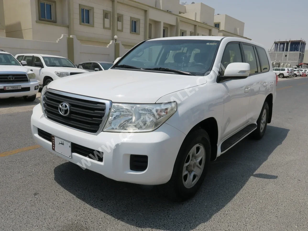 Toyota  Land Cruiser  G  2012  Automatic  280,000 Km  6 Cylinder  Four Wheel Drive (4WD)  SUV  White