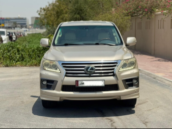 لكزس  ال اكس  570  2013  اوتوماتيك  235,000 كم  8 سلندر  دفع رباعي  اس يو في  بيج