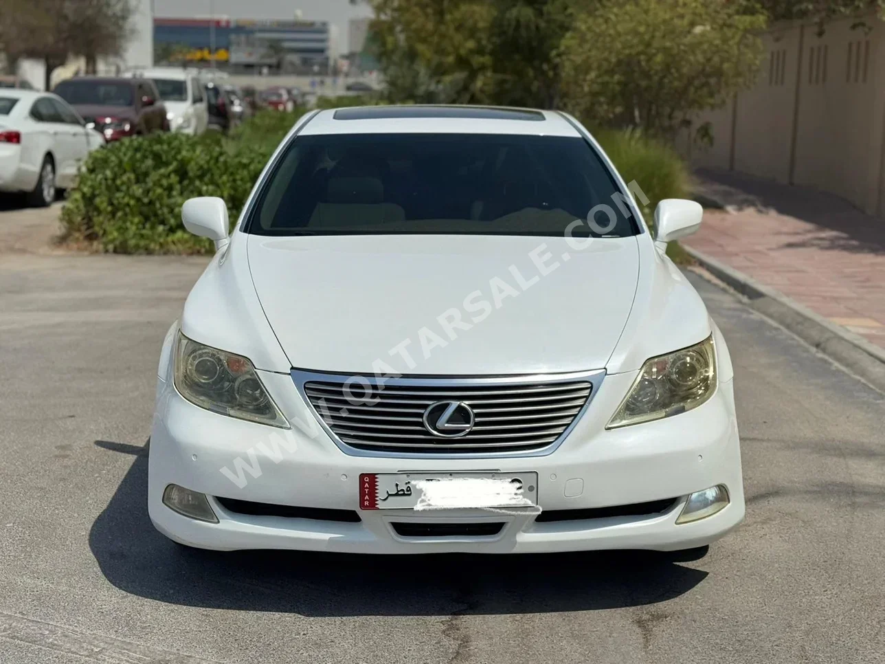 لكزس  ال اس  460  2008  اوتوماتيك  290,000 كم  8 سلندر  دفع خلفي  سيدان  أبيض