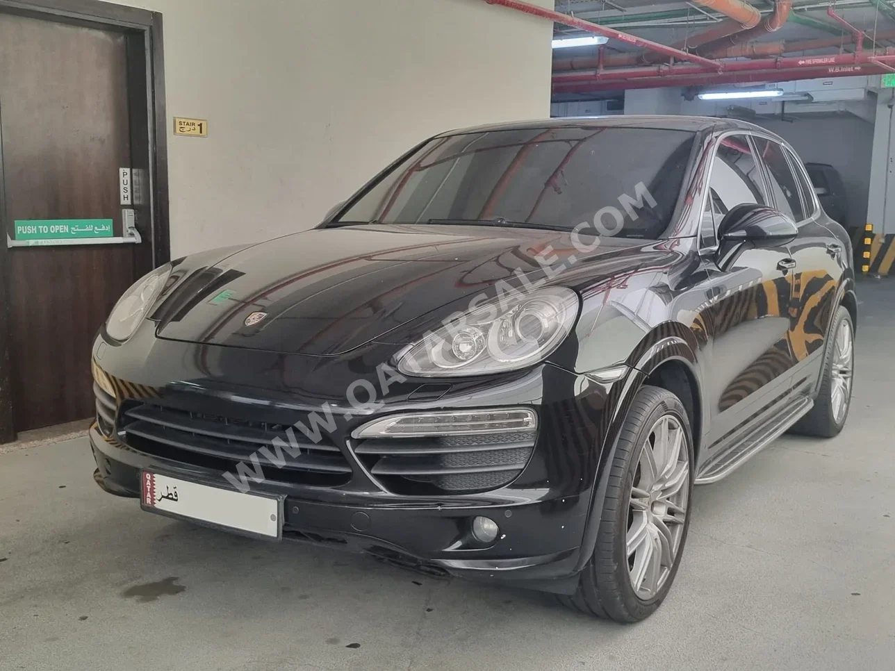 Porsche  Cayenne  S  2013  Automatic  178,000 Km  8 Cylinder  Four Wheel Drive (4WD)  SUV  Black